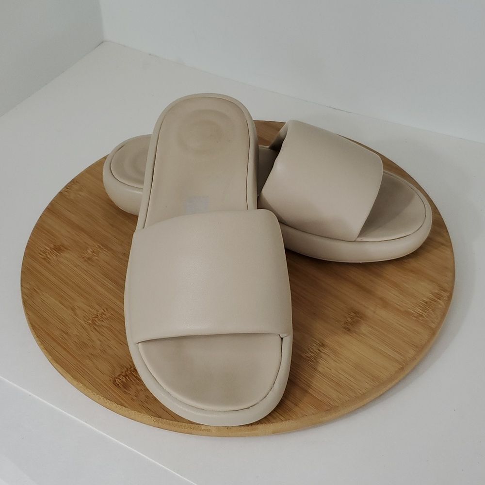 Fitflop Iqushion D-Luxe Padded Leather Cream Slides Womens Size 9